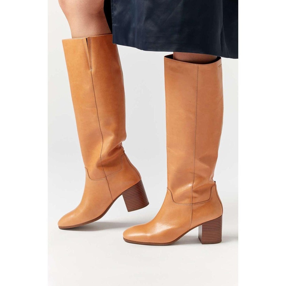 Vagabond Tan Heeled Boots